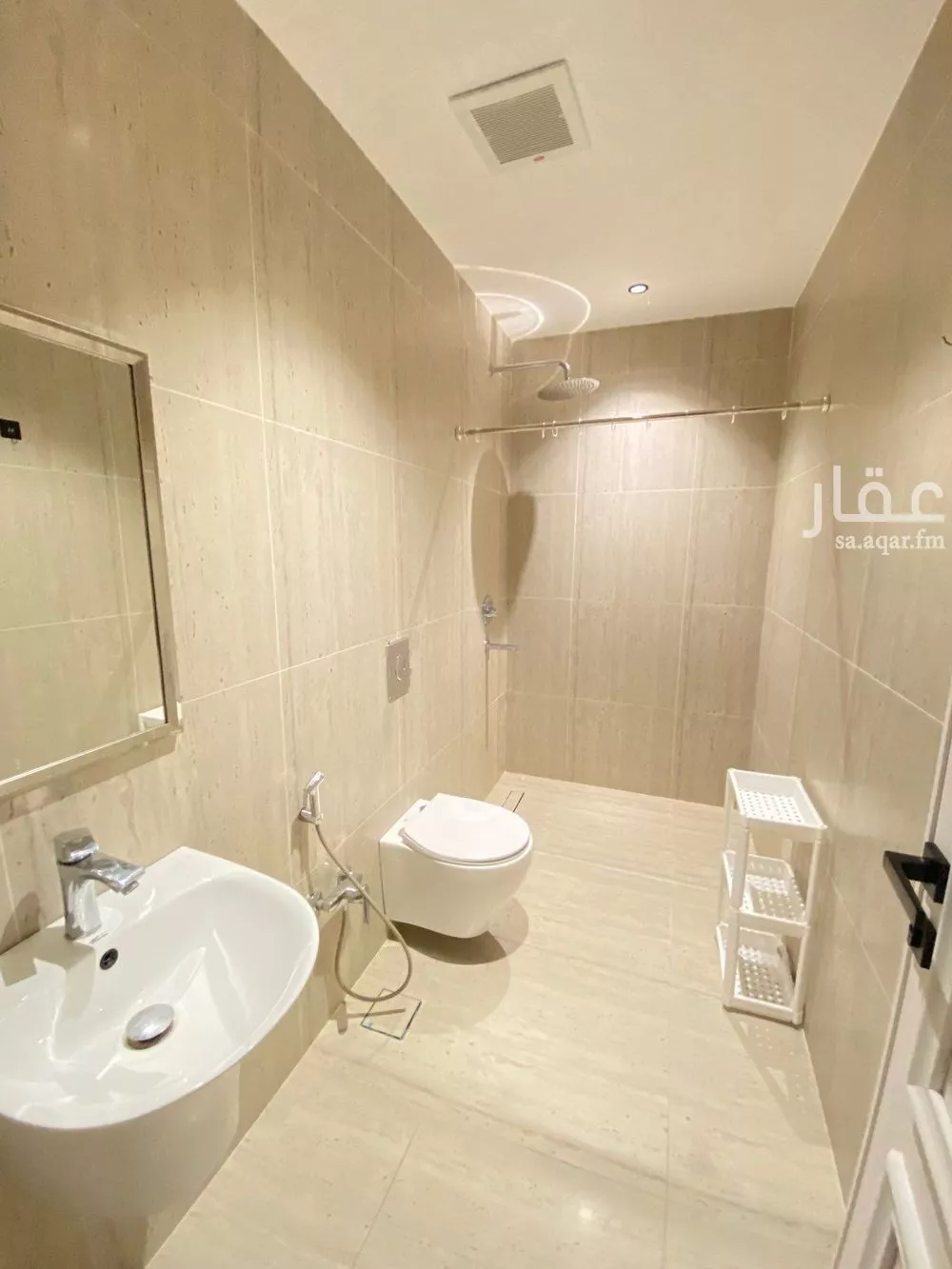 2 bedroom apartment in Irqah 14