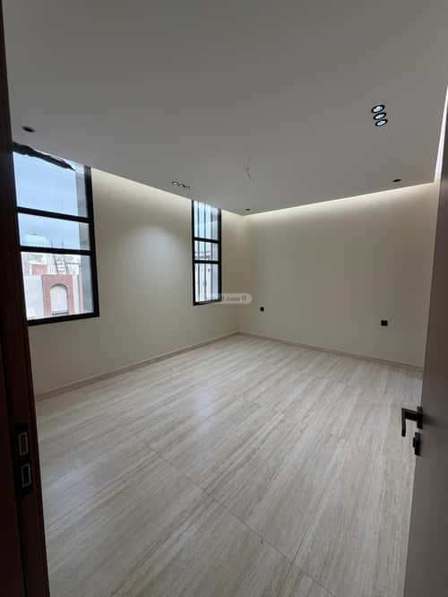 4 bedroom apartment in Al Rawdah 7