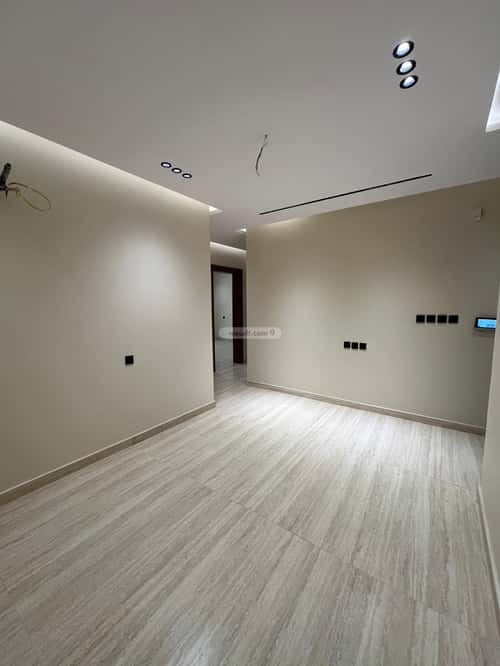 5 bedroom apartment in Al Naeem 6