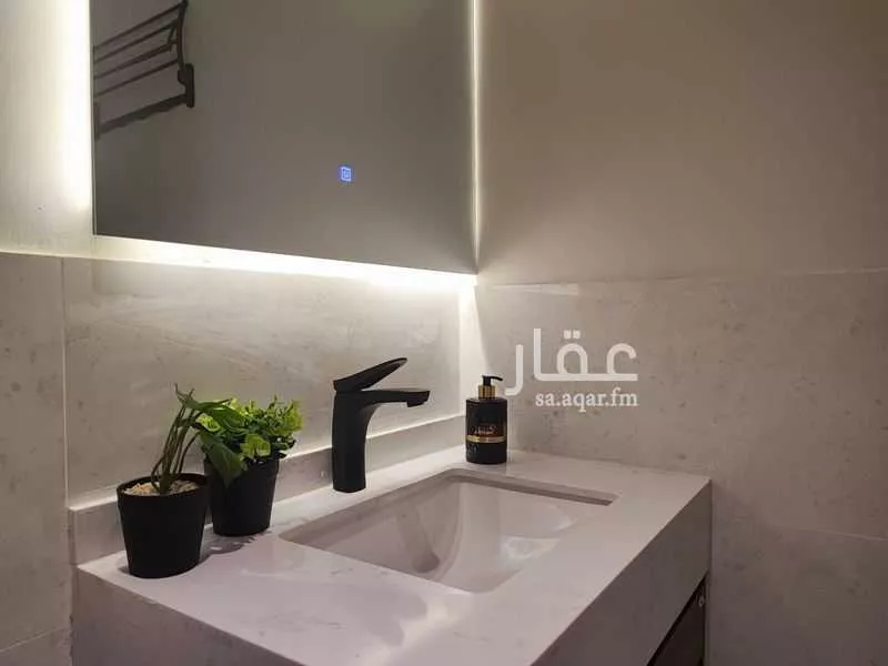 1 bedroom apartment in Al Malaz 3