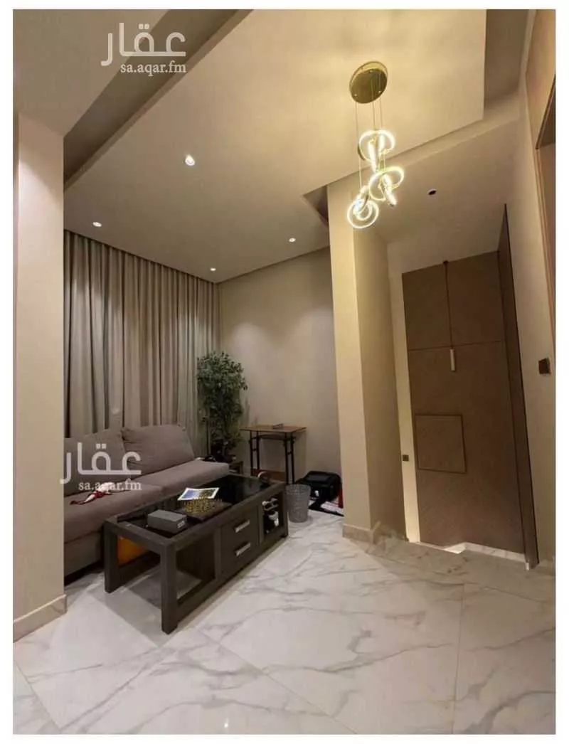 شقة 4 غرف في العارض 5