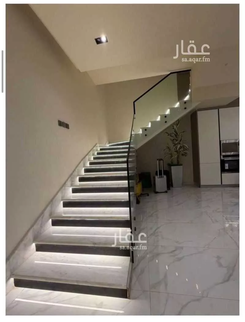 شقة 4 غرف في العارض 7