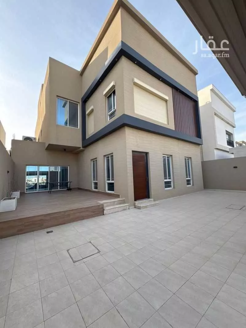 فيلا 4 غرف في البحيرة 3