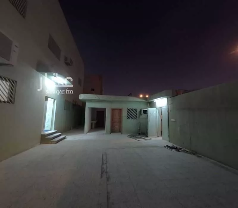 11 bedroom villa in Badr 6