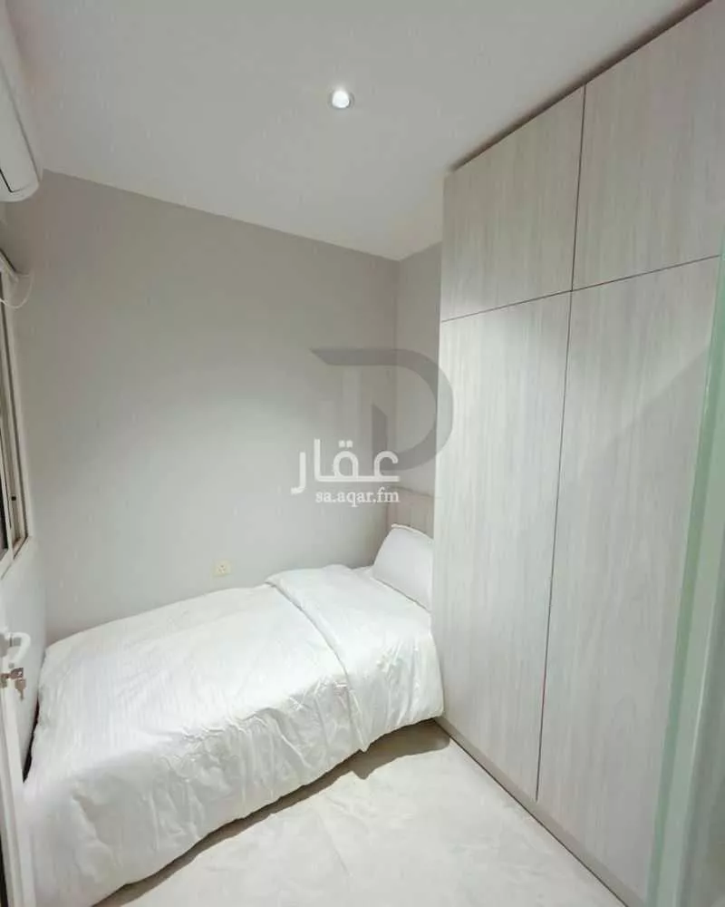 3 bedroom apartment in Al Malqa 9