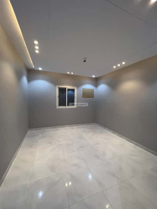 6 bedroom apartment in Muraykh 2