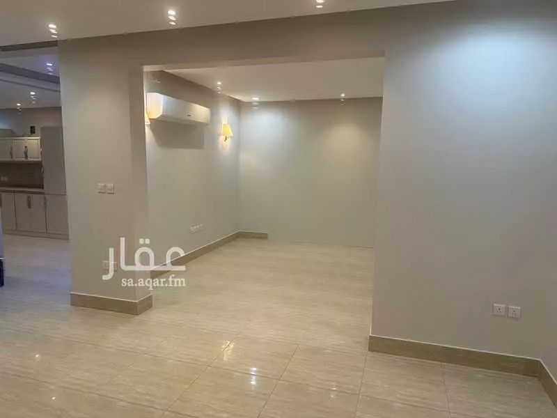 5 bedroom apartment in Al Qairawan 6