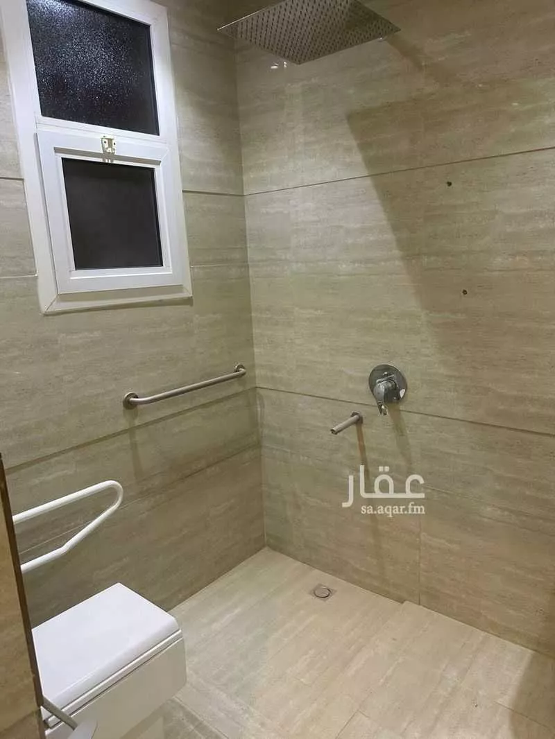 5 bedroom apartment in Al Qairawan 8