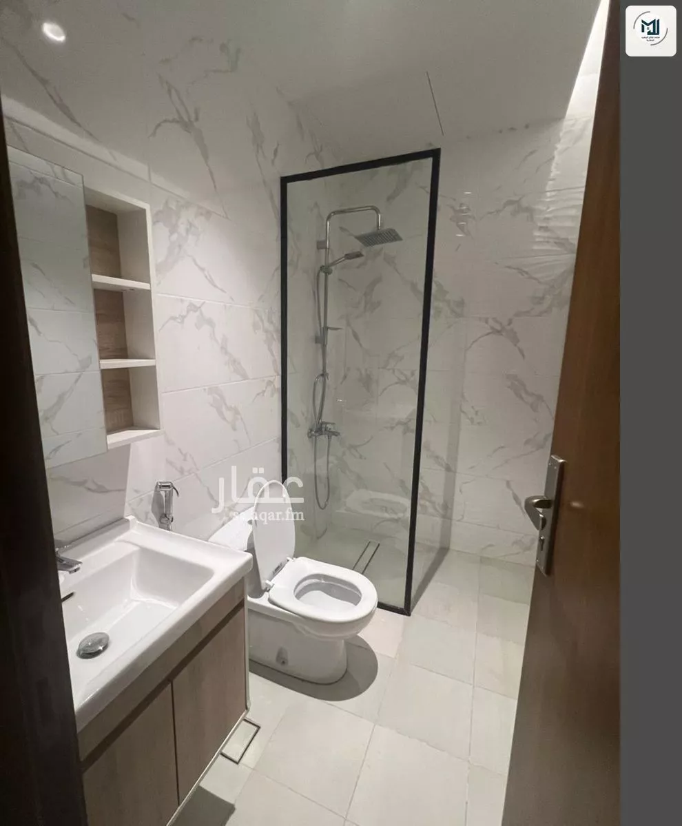 5 bedroom floor in Al Sawari 11