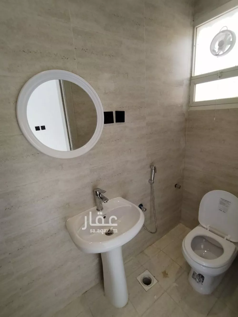 1 bedroom floor in Ishbiliyah 7