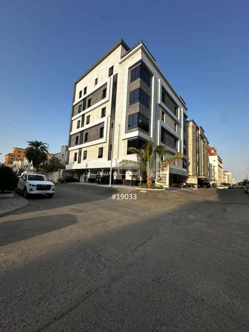 5 bedroom apartment in Al Rawdah 11