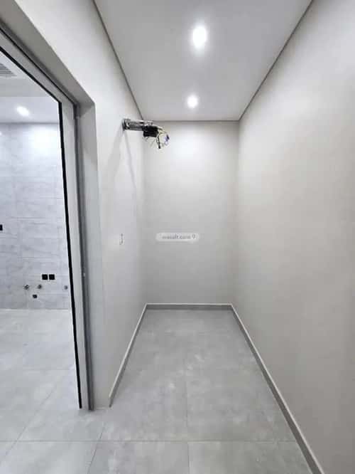 4 bedroom apartment in Al Safaa 14