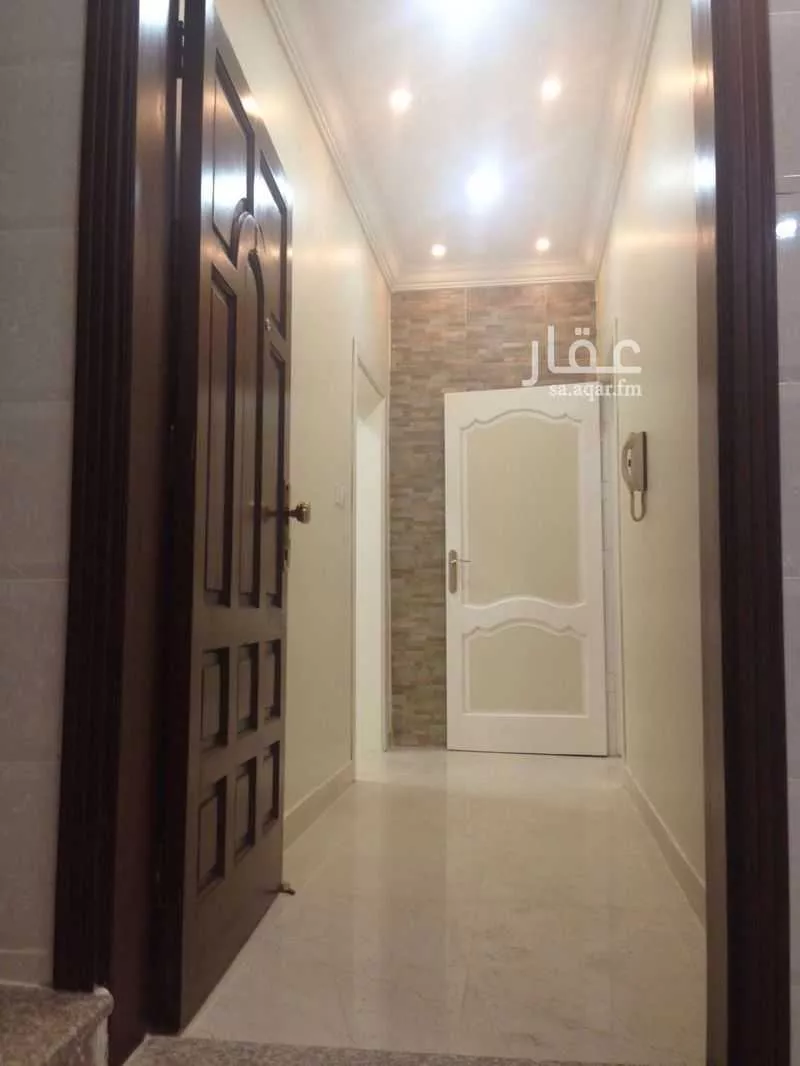 625 sqm building in Al Huda 2