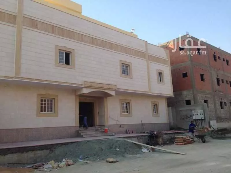 625 sqm building in Al Huda 15