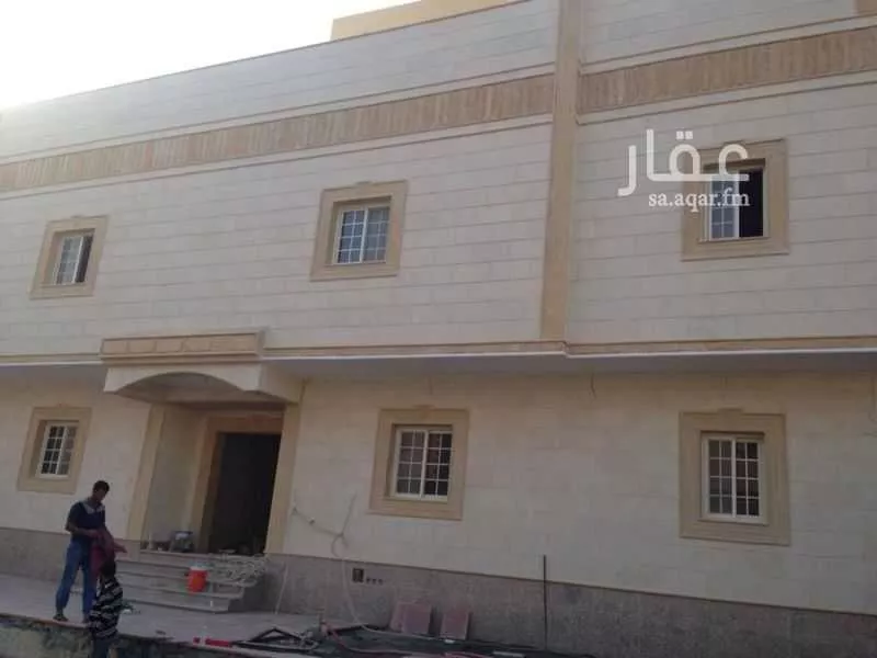 625 sqm building in Al Huda 18