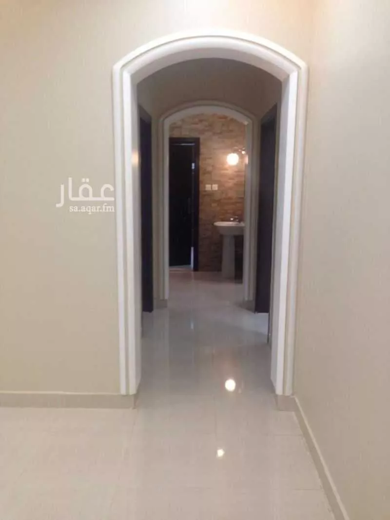 625 sqm building in Al Huda 7