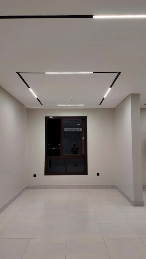 3 bedroom apartment in Al Rawdah 7