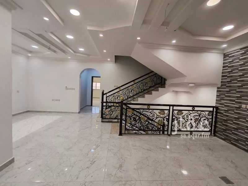 7 bedroom villa in Ash Shulah 6