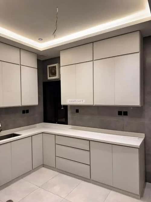 شقة 5 غرف في السلامة 3