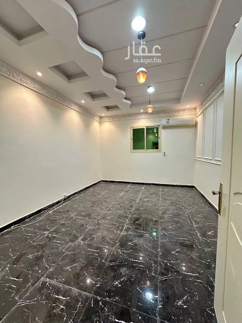 4 bedroom apartment in Ishbiliyah 5