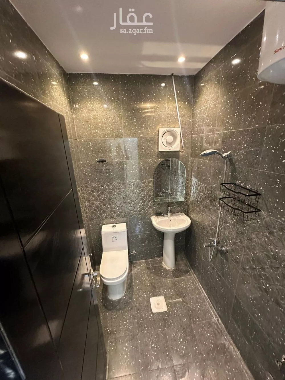 1 bedroom apartment in Al Aqiq 3