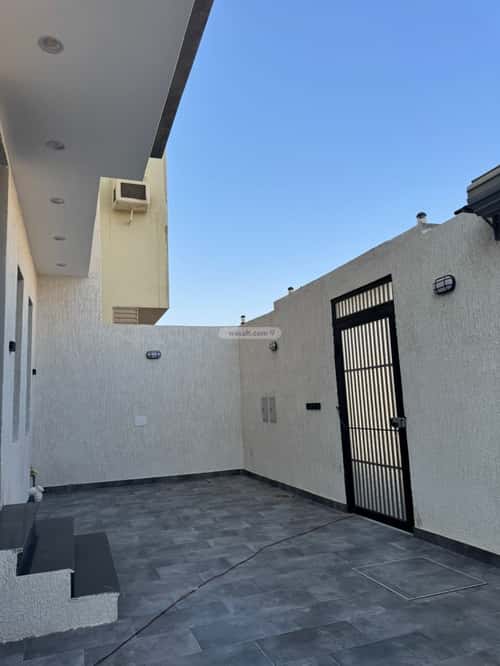 6 bedroom villa in Al Khumrah, Jeddah 6
