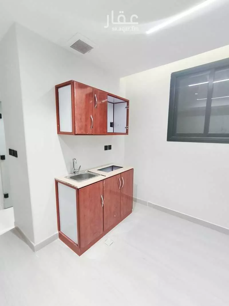 90 bedroom apartment in Al Malaz 19