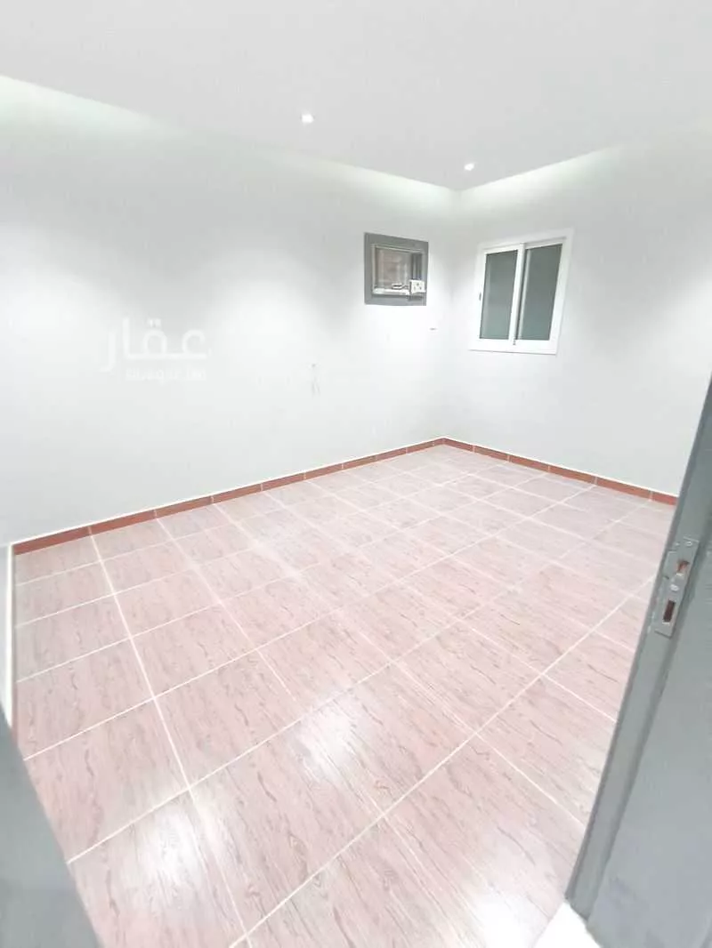 90 bedroom apartment in Al Malaz 27