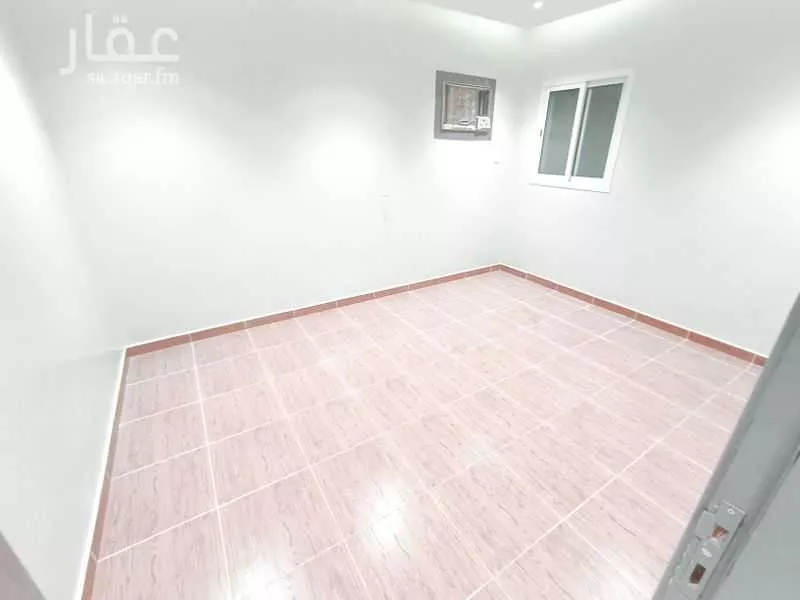 90 bedroom apartment in Al Malaz 38