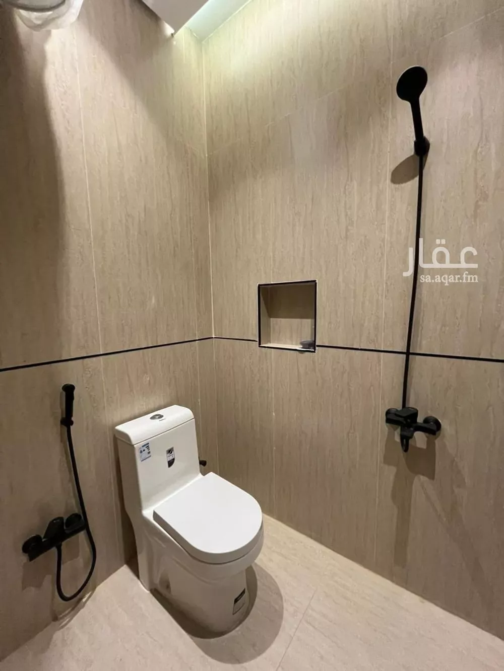 1 bedroom apartment in Dhahrat Laban 7