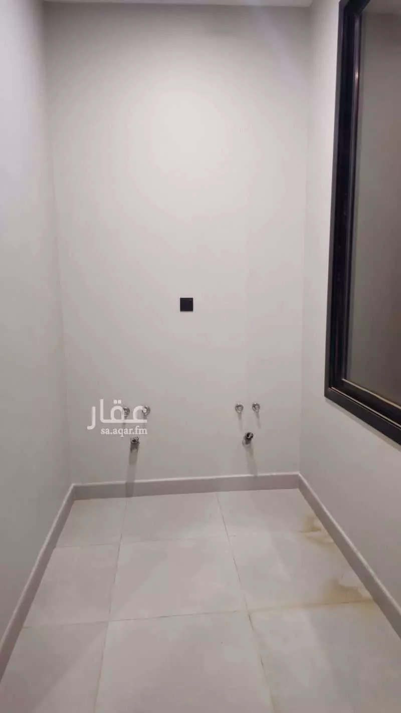 5 bedroom apartment in Al Rimal 9