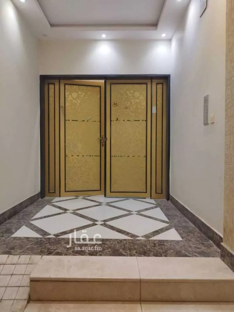 3 bedroom apartment in Al Malqa 6