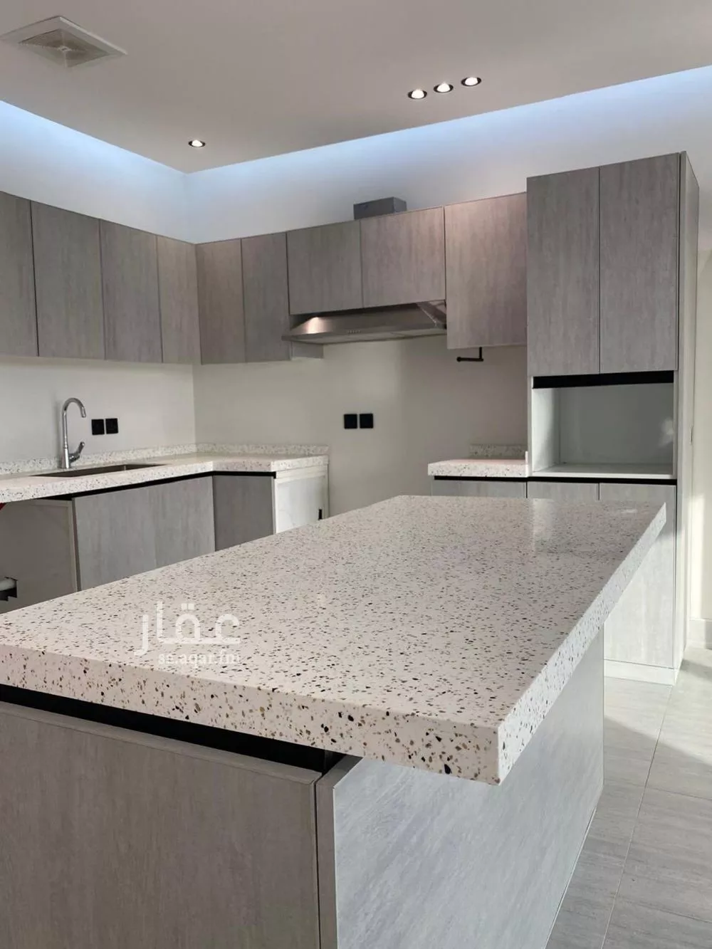 3 bedroom apartment in As Saif 4