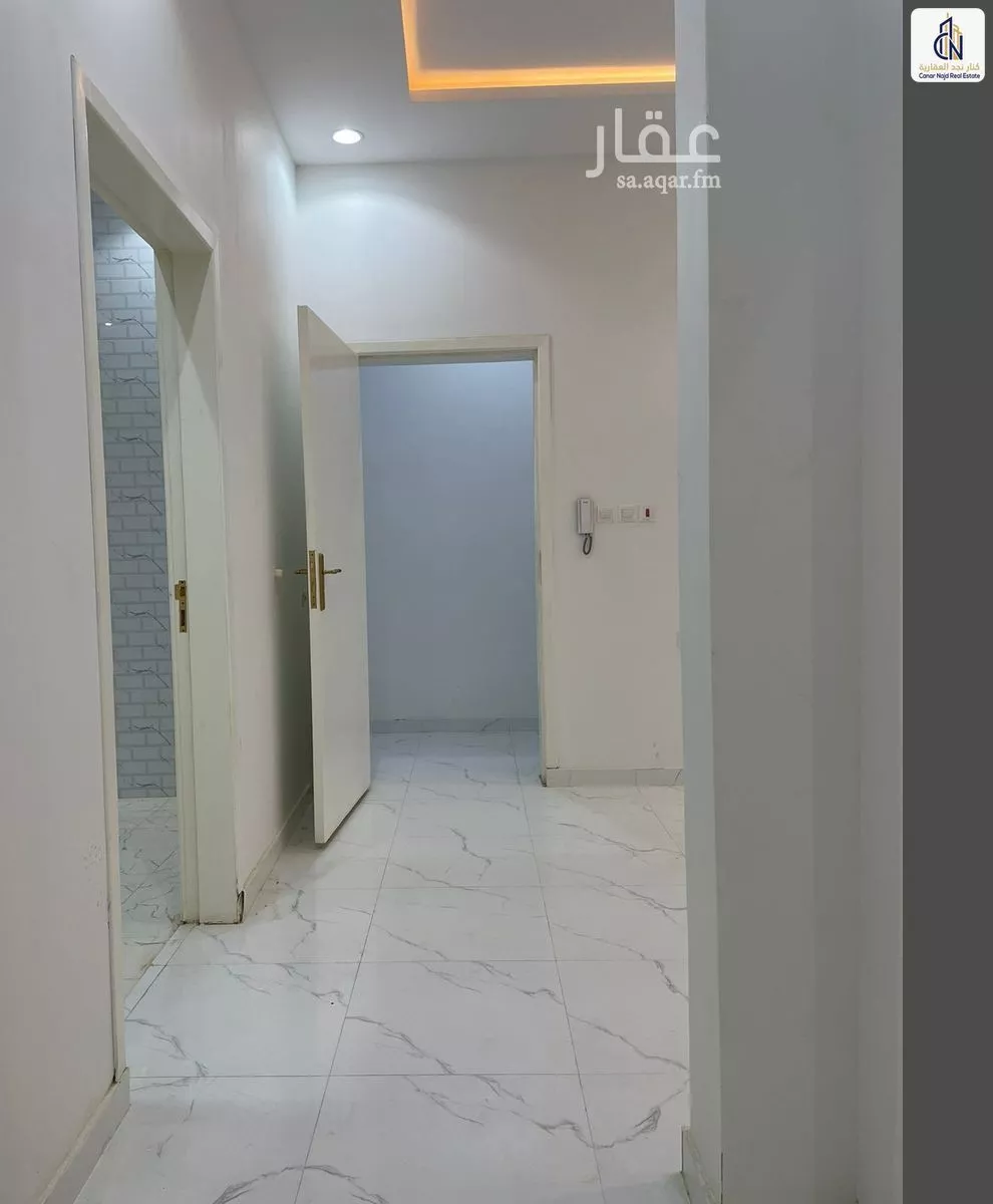 2 bedroom floor in Al Rimal 4