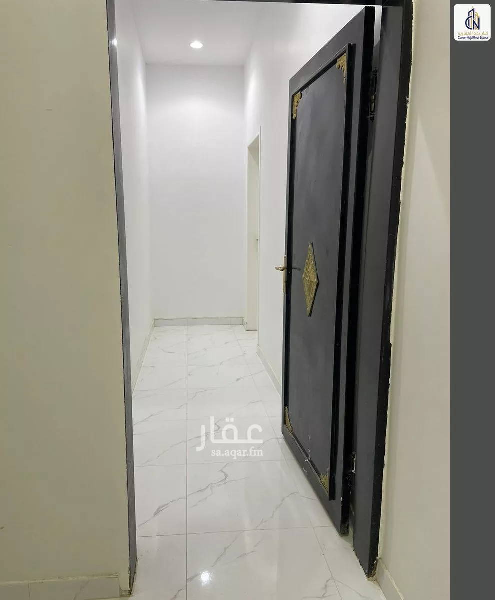 2 bedroom floor in Al Rimal 9