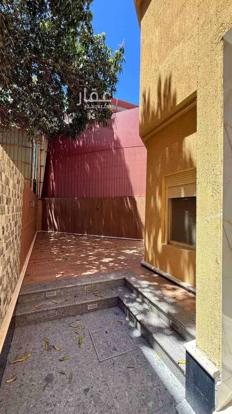 10 bedroom villa in Al Basateen 3