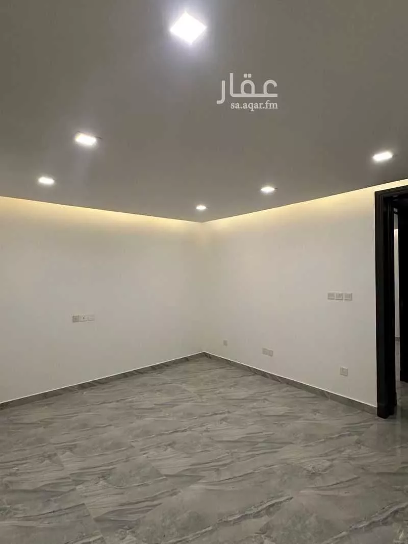 3 bedroom floor in Al Qairawan 6