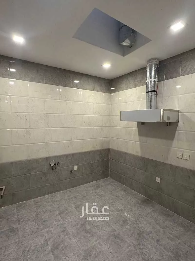 3 bedroom floor in Al Qairawan 7
