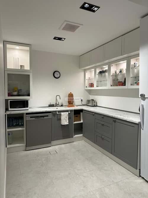 8 bedroom villa in Al Yaqout 3