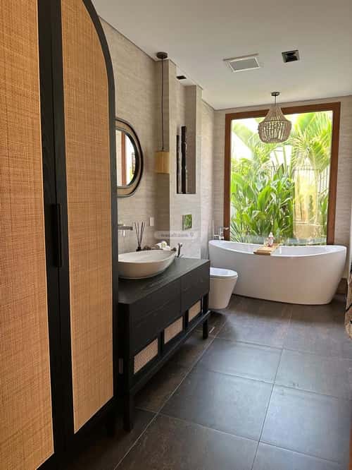 8 bedroom villa in Al Yaqout 12