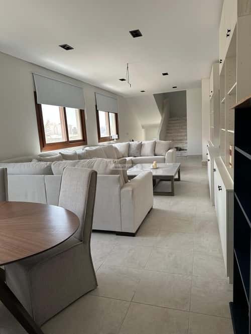 8 bedroom villa in Al Yaqout 10