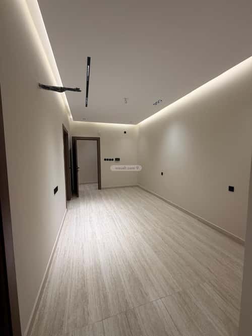 4 bedroom apartment in Al Rawdah 8