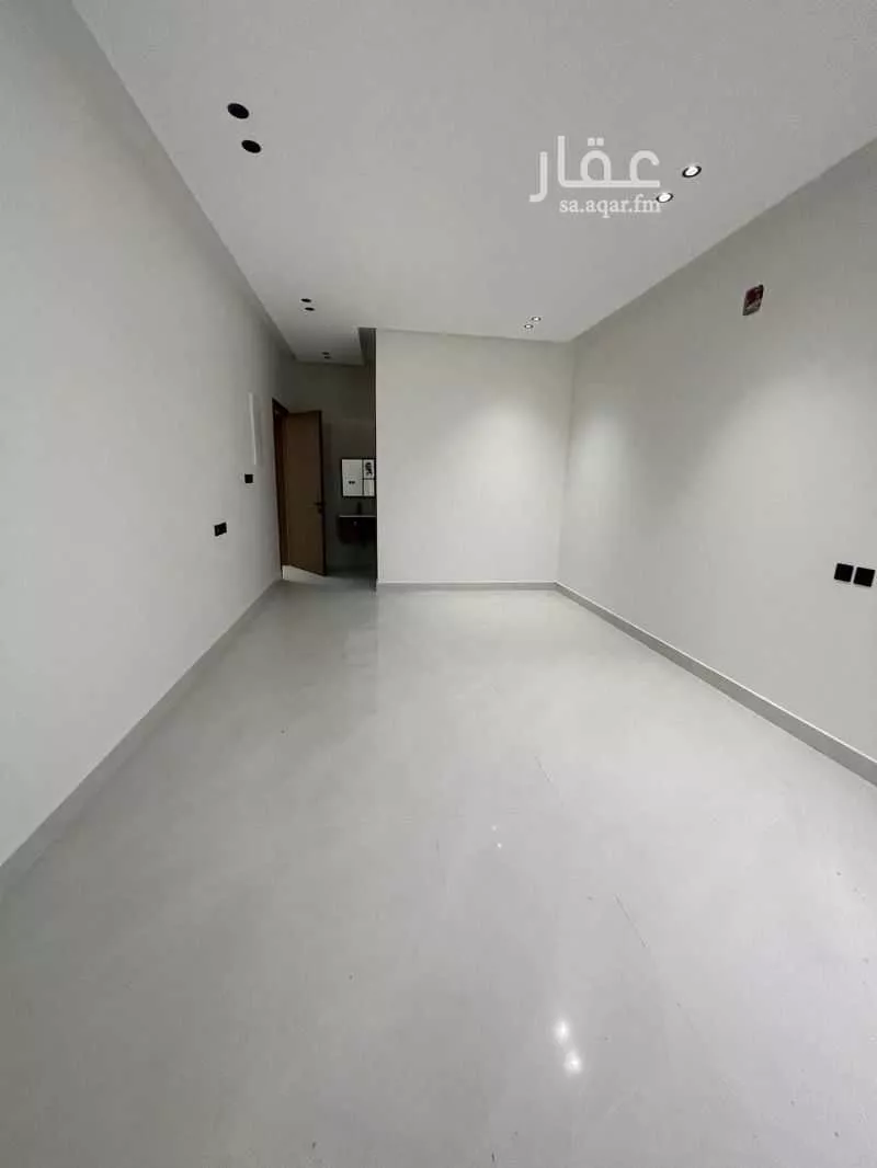 فيلا 10 غرف في العريجاء الغربية 18