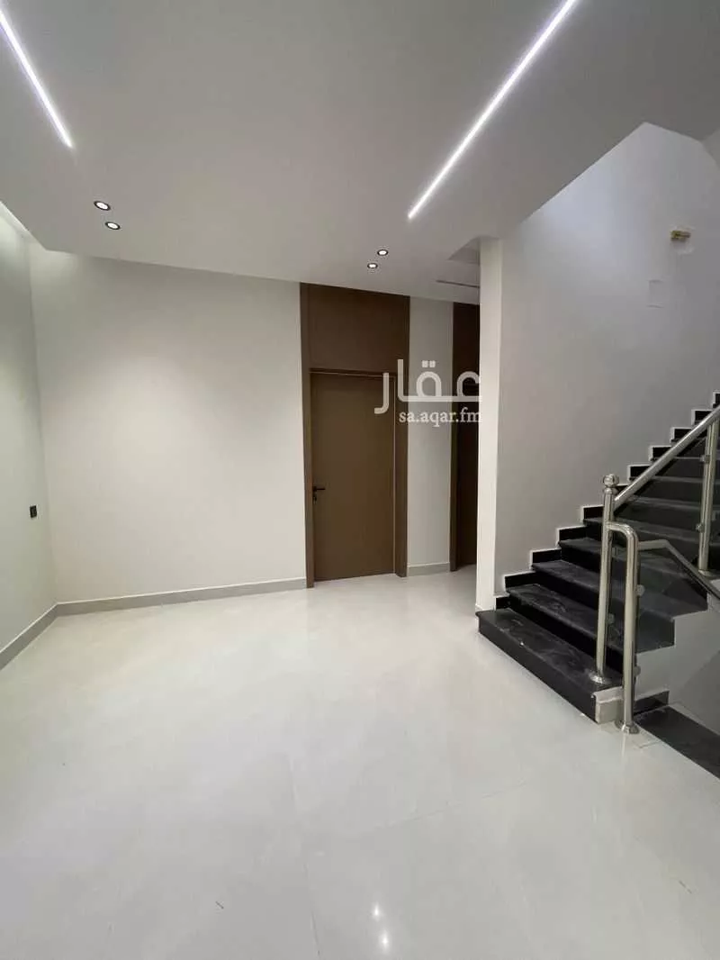 فيلا 10 غرف في العريجاء الغربية 19