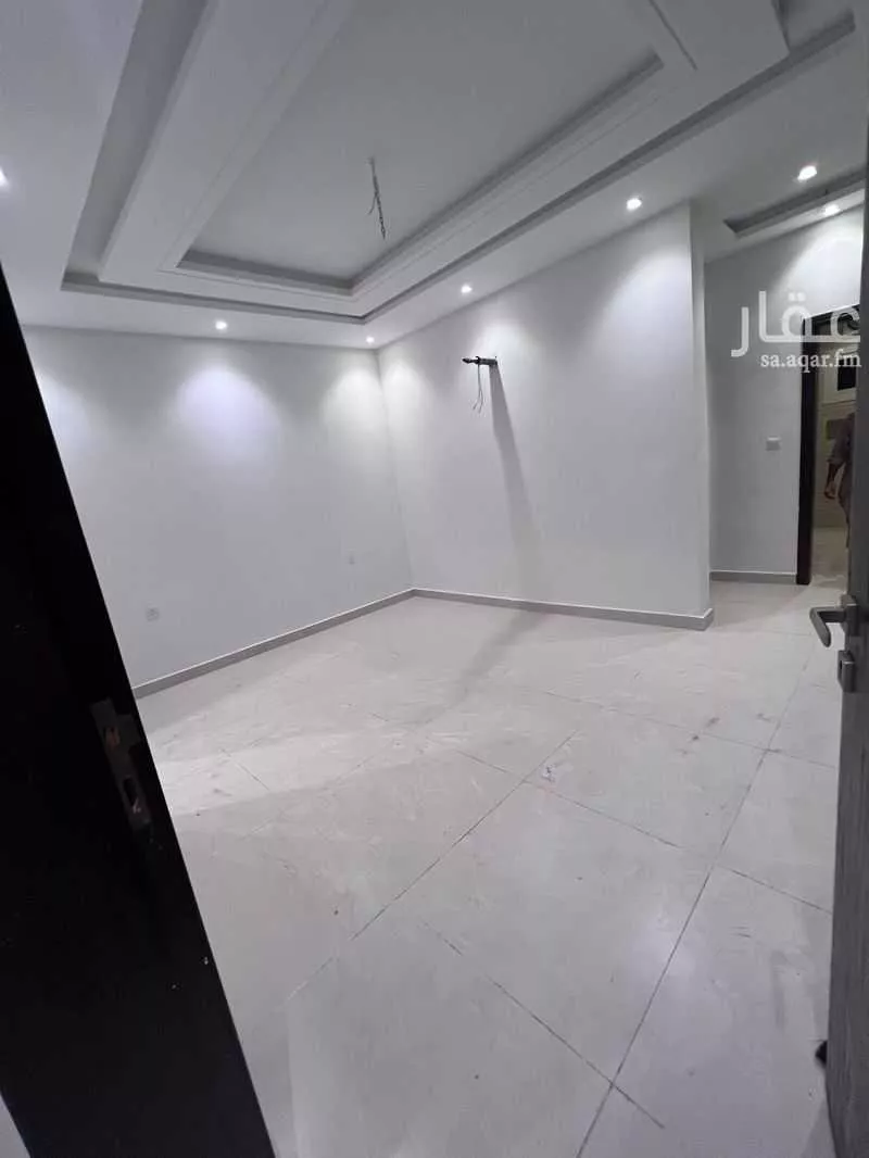 4 bedroom apartment in Al Wahah 8