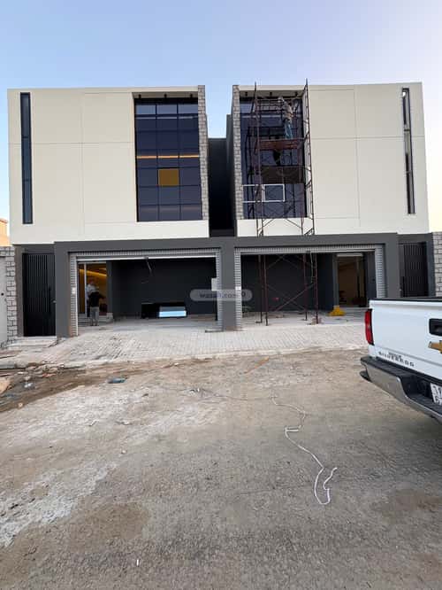 5 bedroom villa in As Sawari 11