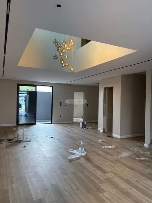 5 bedroom villa in As Sawari 8