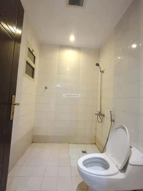 شقة 3 غرف في النرجس 5