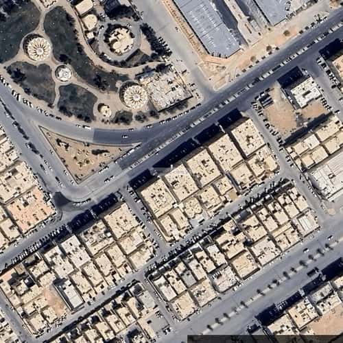 شقة 4 غرف في الخليج 5