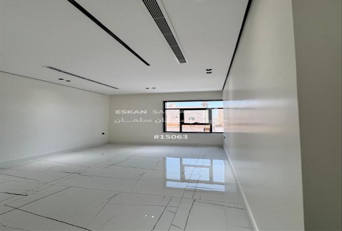 5 bedroom apartment in King Fahd 3